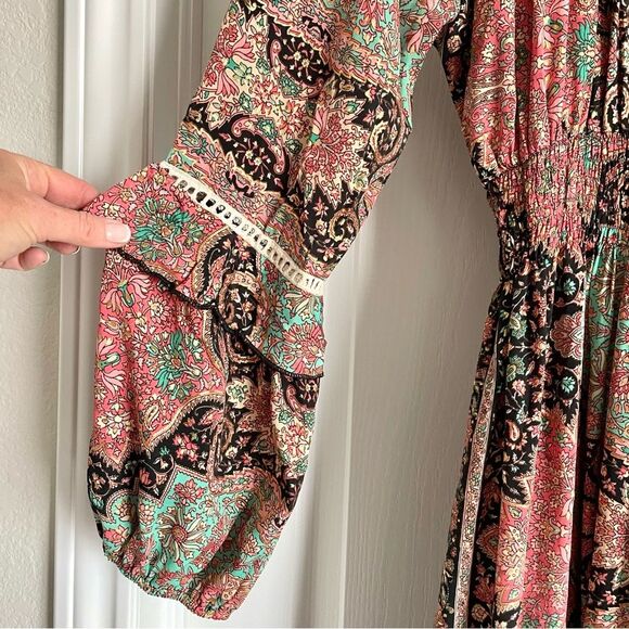 Floral Maxi Dress in Multicolor - Picture 5 of 10